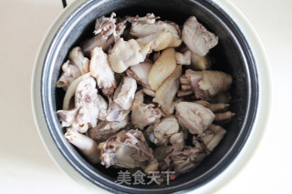 【三杯鸡】.电饭锅版的做法步骤：7