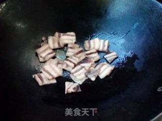 腊肉炒手撕包菜的做法步骤：3