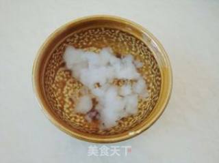雪梨炖雪蛤的做法步骤：1