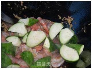 虾仁炒丝瓜的做法步骤：8