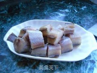 辣烧鳕鱼的做法步骤：2