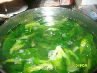 ✿小白菜鲜肉水饺✿的做法步骤：2