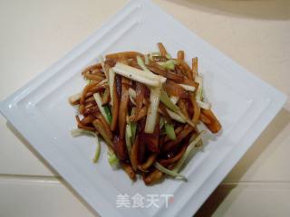 韭黄炒杏鲍菇的做法步骤：8