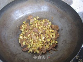 黄豆芽炒肉的做法步骤：11