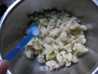 炝菜花——多一步骤更有滋味的做法步骤：7