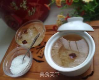银耳煲雪梨的做法步骤：8