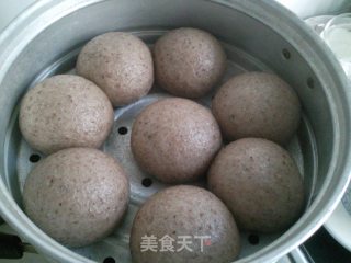 粗粮更健康--------豆渣芝麻包的做法步骤：6