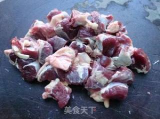 啤酒炖牛肉的做法步骤：1