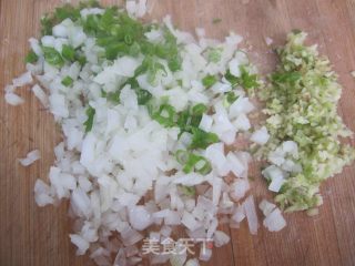 大白菜肉包子的做法步骤：4