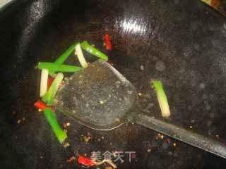 韭菜腌菜土豆片汤的做法步骤：6
