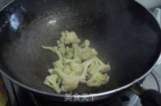 花菜鱼片汤的做法步骤：5