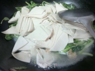 开洋青菜烧百叶的做法步骤：6