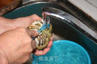 清蒸大闸蟹的做法步骤：2