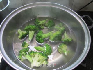 蚝油西兰花的做法步骤：4