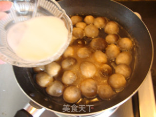 蚝油草菇的做法步骤：3