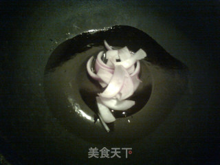 牛肉大酱汤的做法步骤：2