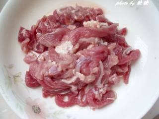 辣菜炒肉的做法步骤：2
