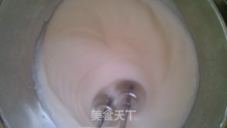 给宝贝一个美好的童年回忆——亲手做蛋糕的做法步骤：3