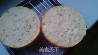 给宝贝一个美好的童年回忆——亲手做蛋糕的做法步骤：6