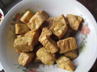 鲶鱼烧豆腐的做法步骤：3