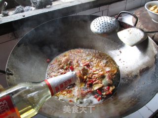 鲶鱼烧豆腐的做法步骤：9