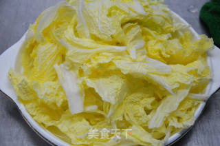 廉价菜做出好味道《私家老厨白菜制作要点解密》的做法步骤：1
