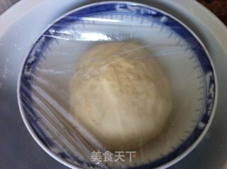 披萨的做法步骤：1