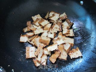调出后厨幸福味---豆豉蚝油豆腐干的做法步骤：7