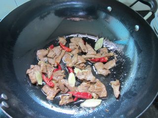 牛肉面的做法步骤：5