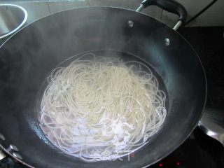 牛肉面的做法步骤：11