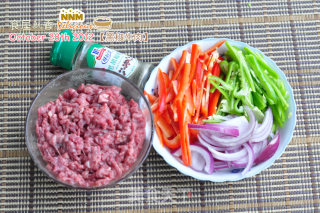 下饭菜便当——黑椒牛肉的做法步骤：1