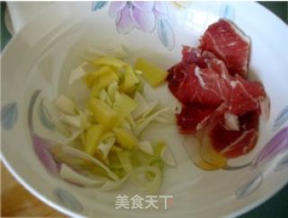 白菜炖冻豆腐的做法步骤：2