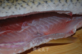 红烧鱼，也有点像炖鱼的做法步骤：3