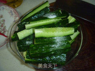 糖醋酸黄瓜的做法步骤：3