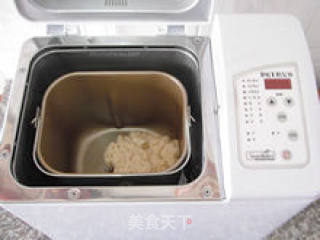 【蜜豆土司】--- 当绵软的土司遇上甜蜜的红豆的做法步骤：3