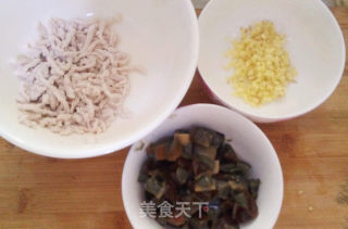 皮蛋瘦肉粥的做法步骤：3