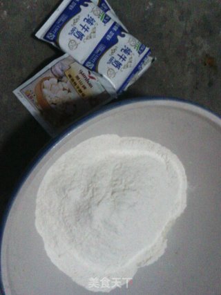 奶香紫薯开口笑的做法步骤：1