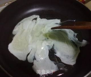 木耳蛋白的做法步骤：3