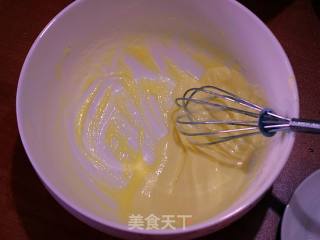 蛋黄椰蓉酥的做法步骤：2