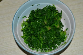 凉拌菠菜之花生酱的做法步骤：3