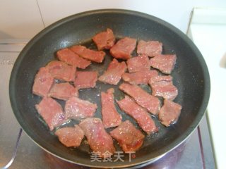 孜然牛腿排的做法步骤：3