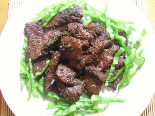 孜然牛腿排的做法步骤：5