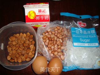 润肺养颜甜品--蛋白杏仁露的做法步骤：1