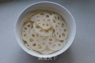 【莲藕木耳炒肉片】的做法步骤：4