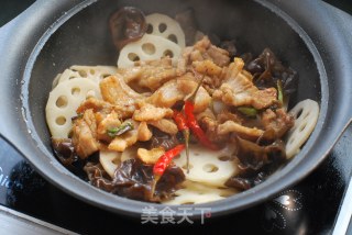 【莲藕木耳炒肉片】的做法步骤：16