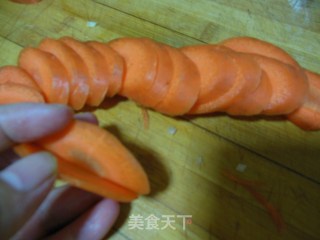 香煎胡萝卜夹——营养吸收更胜一筹的做法步骤：4