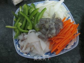 日式海鲜乌冬面的做法步骤：2