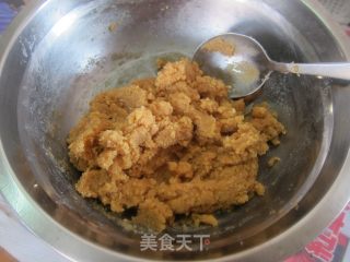 花生馅滴《紫薯芝麻球】的做法步骤：4