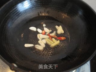 猪耳豆角炒肉片的做法步骤：5