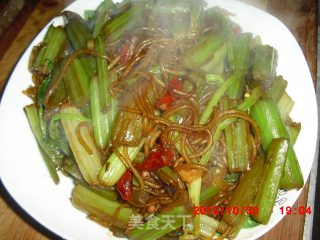 芹菜炖粉条的做法步骤：9